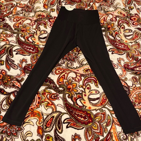 NWT Aerie OFFLINE Real Me 7/8 Leggings, women’s medium - Picture 7 of 8